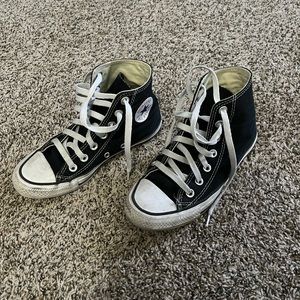 Black high top converse